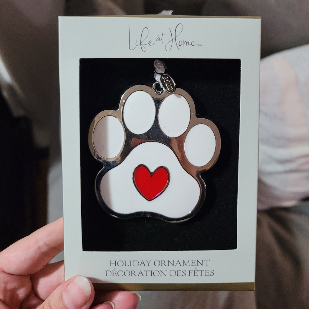 Paw print 2022 ornament